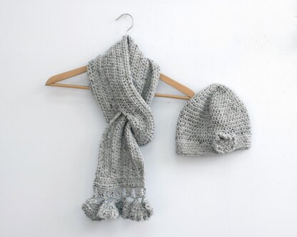 Keyhole Scarf and Flower Beanie