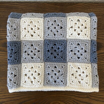 Gingham Granny Square Baby Blanket pattern by Deborah O'Leary