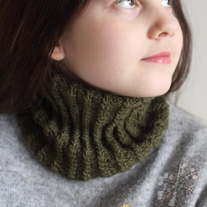 Wren Neck Warmer for DK