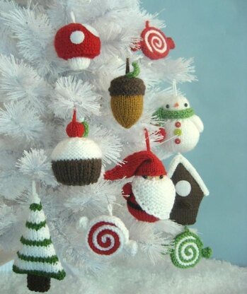 Christmas Knit Ornament Set