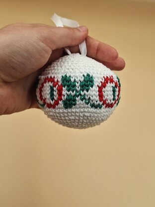 Flower Christmas Globe / Ball / Bauble Crochet Pattern: Traditional Romanian Design (PDF and Chart Download)