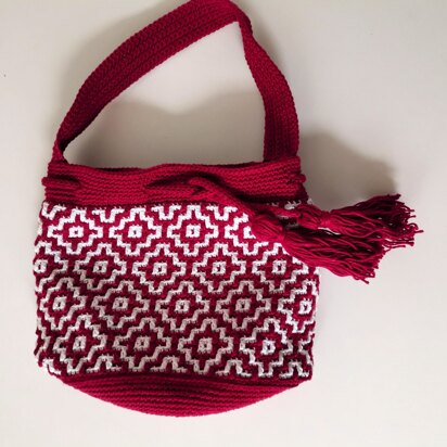 Mosaic bag in red and white