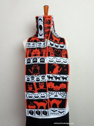 A Purrfect Scare Halloween Scarf