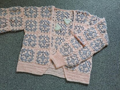 Crochet Granny Patchwork Cardigan Pattern