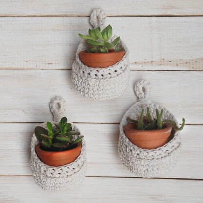 Crochet Hanging Basket