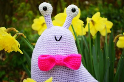 Heinrich Slug (crochet pattern)