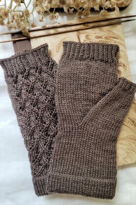 Truffle Fingerless Gloves