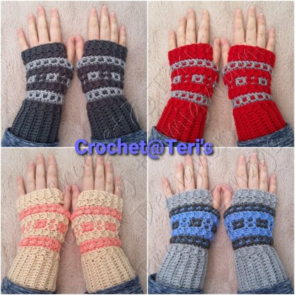 Textured Stripes Mosaic Gloves