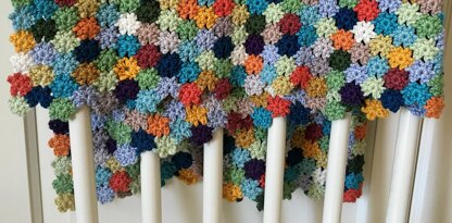 Crochet Flowers Baby Blanket Pattern: Luckiest-Baby-in-the-World’s Blanket