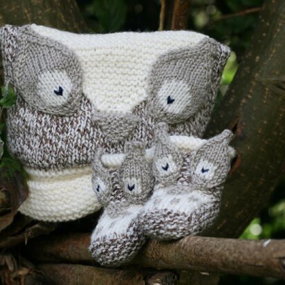 Owl Baby Hat and Booties