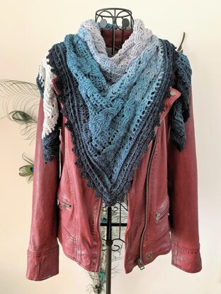 Triangular Scarf "Kabye"