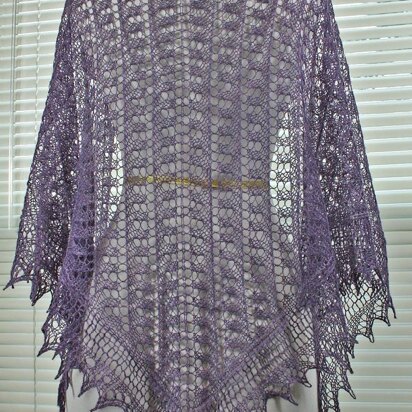 Toe The Line Shawl