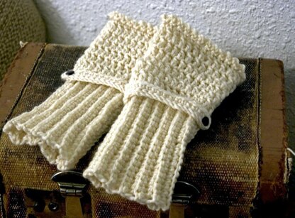 Romantic Fingerless Gloves