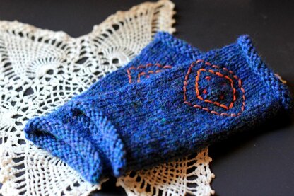 Embroidered Fingerless Gloves