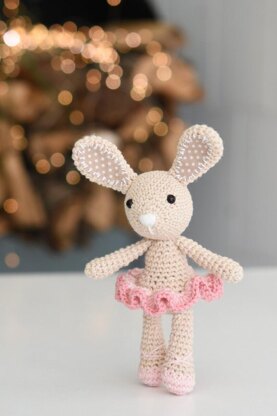 Little ballerina bunny