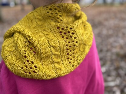 Marigold Twist Cowl