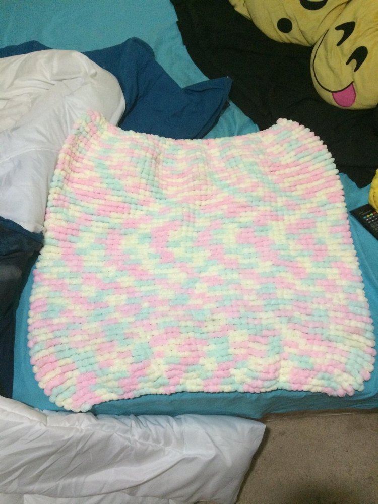 Pink pom pom online baby blanket