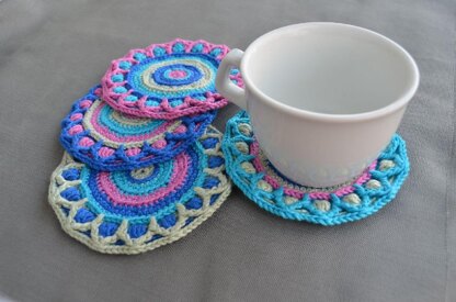 Summer Coaster with Petals