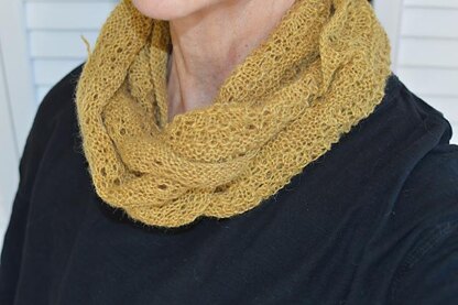 Blossom Cowl