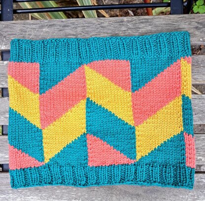 Chevrons Cowl