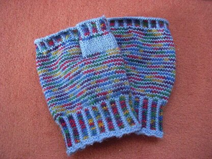 Sybilla fingerless mitts