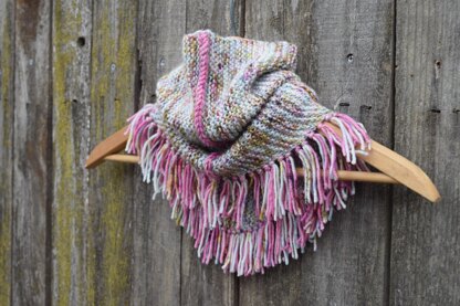 Fringy Cowl DK