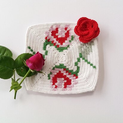 Coaster with roses