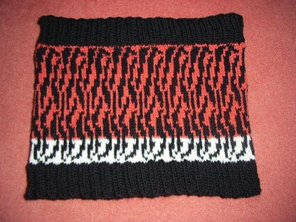 Tiger stripes cowl