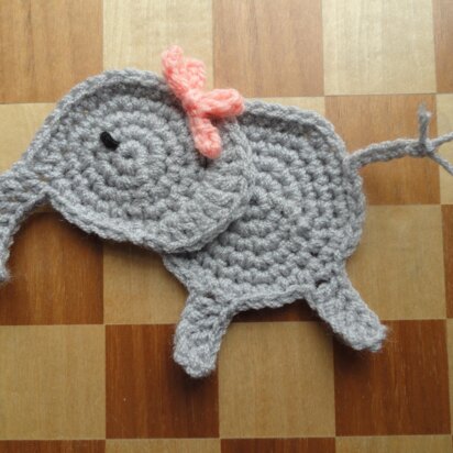 Elsie the Elephant Applique