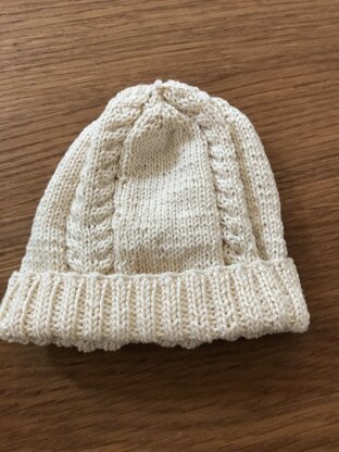 Cable baby hat