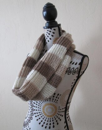Shades of Beige Cowl