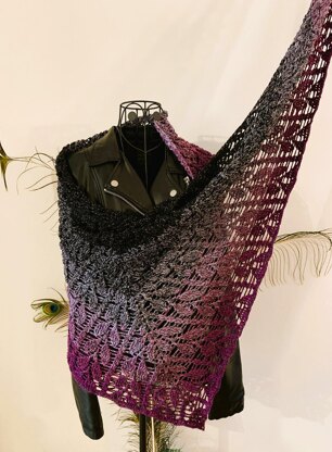 Triangular Scarf "Lytaia"