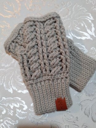 The Florentine Fingerless Gloves