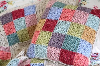 Farmhouse Patch Blanket & Cushion