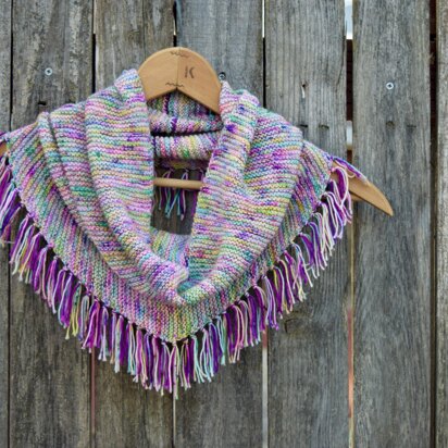 Fringy Cowl