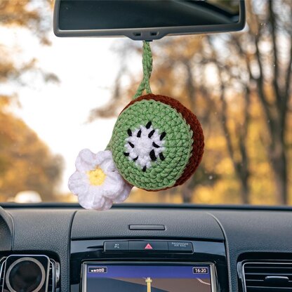 Kiwi Daisy Car Hanging