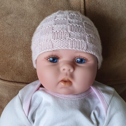 Whitney - 4ply baby beanie