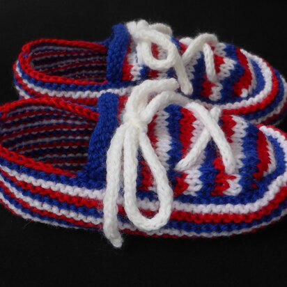 Footy slippers - knitting pattern