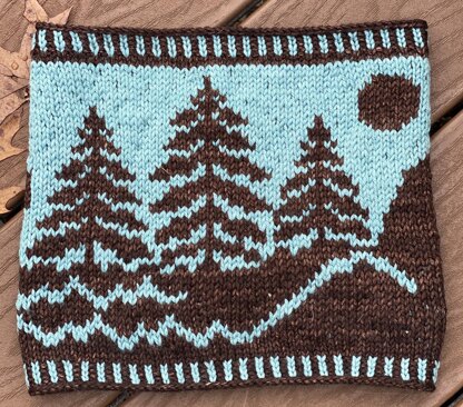 Bear in the Woods Cowl
