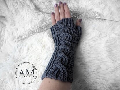 3D cables knit-look gloves