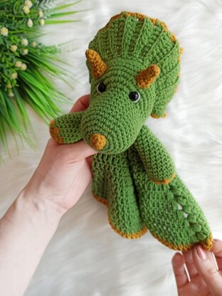 Crochet dinosaur pattern, triceratops security blanket