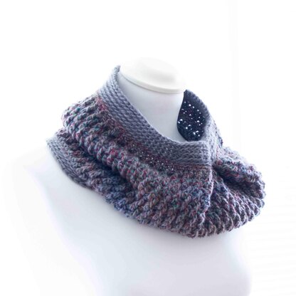 Crinkle Wrinkle Cowl