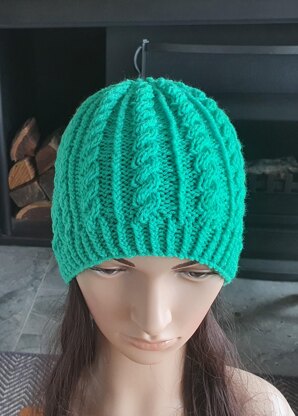 Sally - 8ply cable beanie