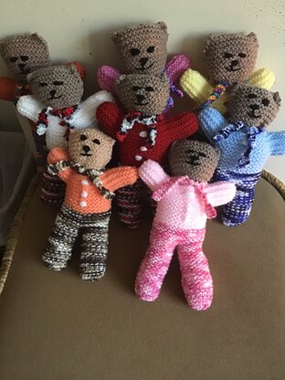 Knitted bears