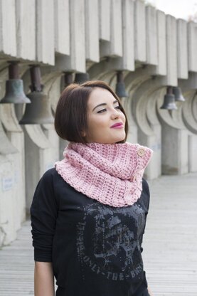 The Rosina Cowl