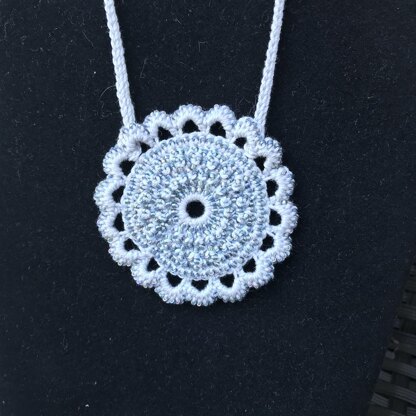 Pippa Pendant Necklace