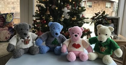 Four bears for Christmas 