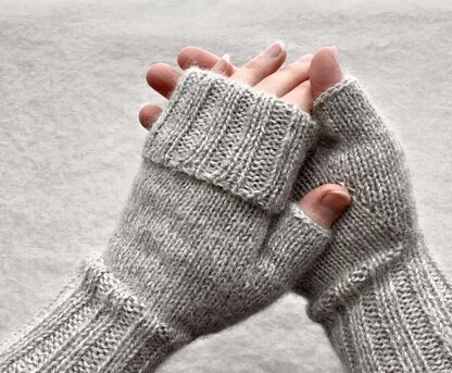 Warm and Fluffy Fingerless Mitts