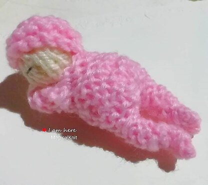 Lovely sleeping baby knitting pattern