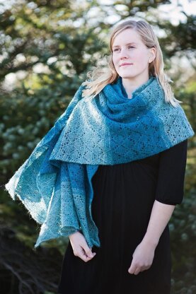 Poseidon Shawl (English & Swedish versions)